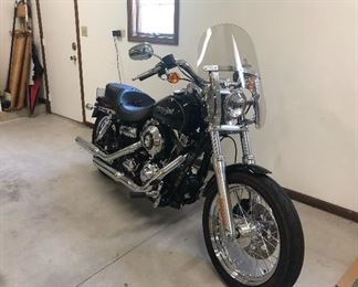 2014 motorcycle harley davidson, low miles