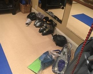 Like new ski boots, helmets and swim fins