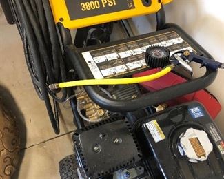 Like new pressure washer