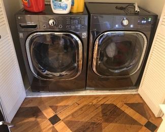 LG washer and dryer for sale 27" asking $1200 for the pair originally$2000. dryer is select sensor dry and washer is direct drive