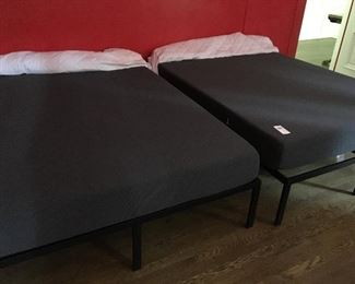 Casper queen mattresses and frames- 6 available asking $300  each