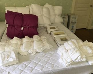 more of the comforters, duvet covers and sheet sets