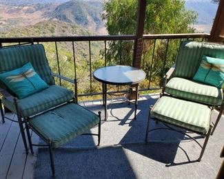 Yet ANOTHER Patio Set! (They're are 3 decks here)