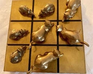 Tic tack toe set