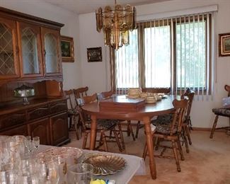 Hutch - Dining Room Table w/ 8 Chairs