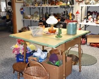 Porcealin Top Table, Lamp, Flowers, Baskets, Toy Telephone