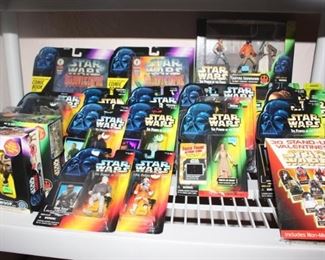 Vintage 1996 Star Wars blister pack characters and scenes. 