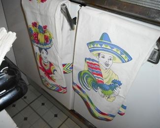 Festive FIesta Printed Towels PAIR