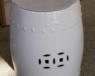 ceramic plant stand