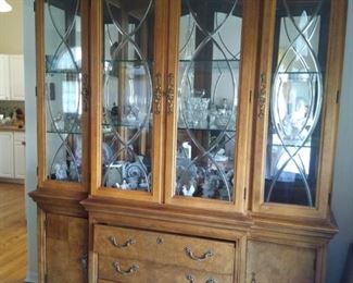 Beautiful Thomasville China Hutch. Touch lighting from hinge. Storage and plenty of room. Not as much as you think!