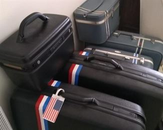 American Tourester Luggage. 3 piece. 