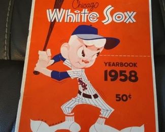 The Official Chicago White Sox yearbook 1958. A couple of faint creasing but in great shape. 