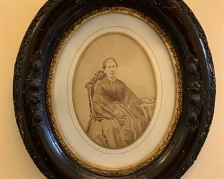 Antique Portrait Photography in Oval Frames