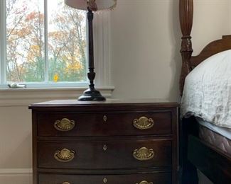 Henredon Five Piece Mahogany Bedroom Set