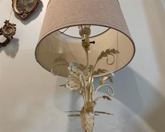 Tole Metal Flower Lamp