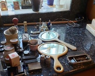 Vintage bath & beauty items