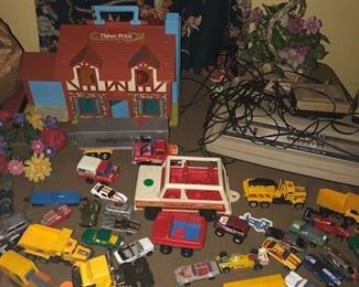 FISHER PRICE HOUSE AND CARS