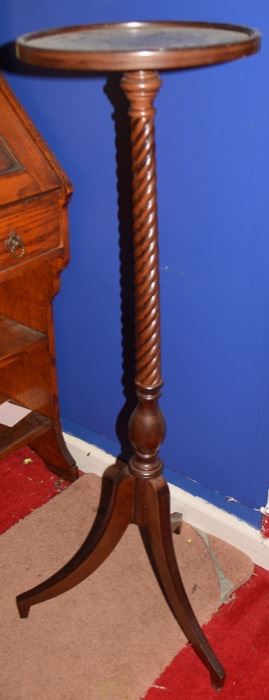 Nice Mahogany Twisted Fern Stand