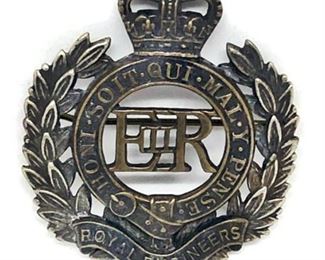Lot 809
WW1 UK British Royal Engineers Corps Cap Badge Pin