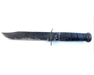 Lot 827
WW2 Ka-Bar USN Fighting Knife US Navy Fixed Blade Knife