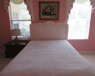 Queen Size Upholstered Headboard With Queen Size Sealy Posturepedic Bardolino Cushion Mattress $250