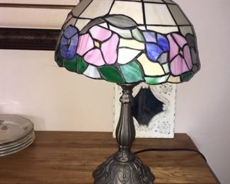 stained glass table lamp