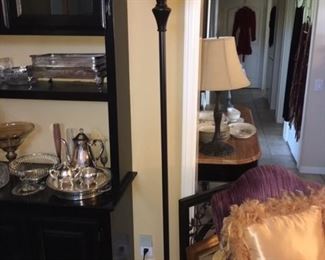 Tall bronze tone lamp