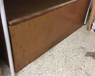 large wood box with lid. great for storage