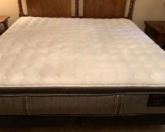 Sterns and Foster king mattress, almost new!
King headboard and frame