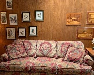 Massoud sofa. Great condition. 