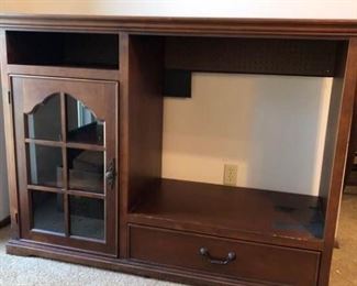 Wooden Retro TV Hutch