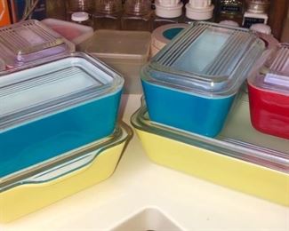 These are pyrex refrigerator jars - clearly the best thing you can use to refrigerate leftovers!