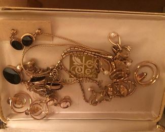 jewelry - OMG we have a ton of vintage jewelry