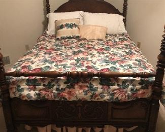 Full size bed and bedding (not including mattresses)