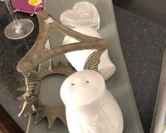 Various household items
