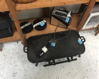 Portable 2 burner gas stove with cover