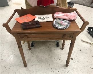Table with accessories