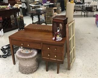 Small dressing table with mirror; stool