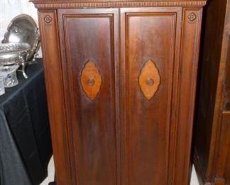 Deco Cabinet