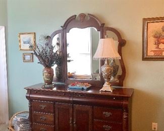Classic Federal-style 11-Drawer Dresser w/Hinged Triple Mirror - $475
	(68W  19D  37H )	
