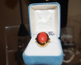 FINE Gold and Coral Ring