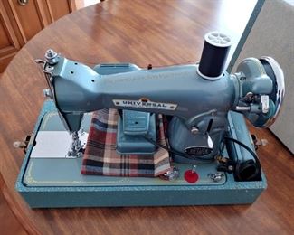 Universal Sewing Machine
