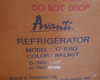 Vintage Avanti Dorm Refrigerator