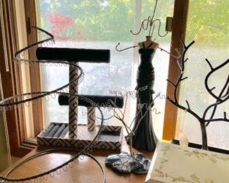 Jewelry display stands 