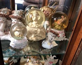 Angel snow globes 