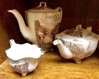 Olde English Coutryside dish set 