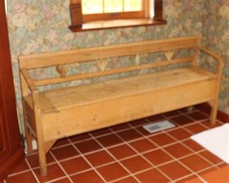 bench with storage