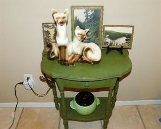 vintage Siamese cats pottery lamp