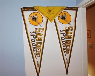 Lots Padres and Baseball memoribilla and sports trading cards