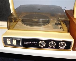 General Electric vintage P380A stereo record player with two matching speakers...still works!